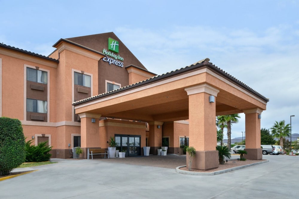 Holiday Inn Express Hotel & Suites Kingman by IHG - photo 40