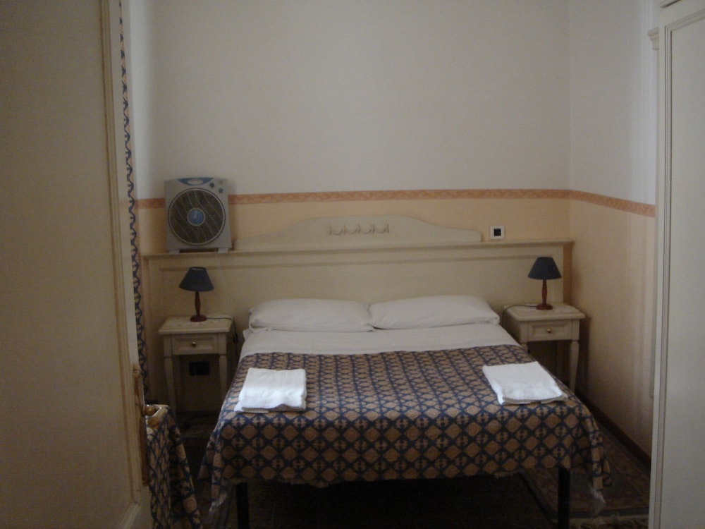 Souvenir Maya — Florence — photo 5