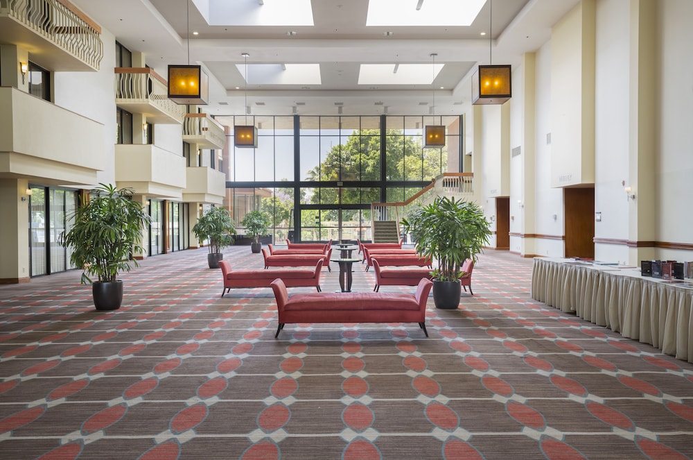 Ontario Airport Hotel & Conference Center - photo 4