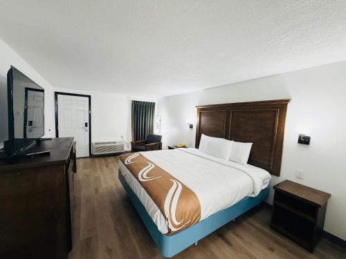 Lone Star Inn - photo 16
