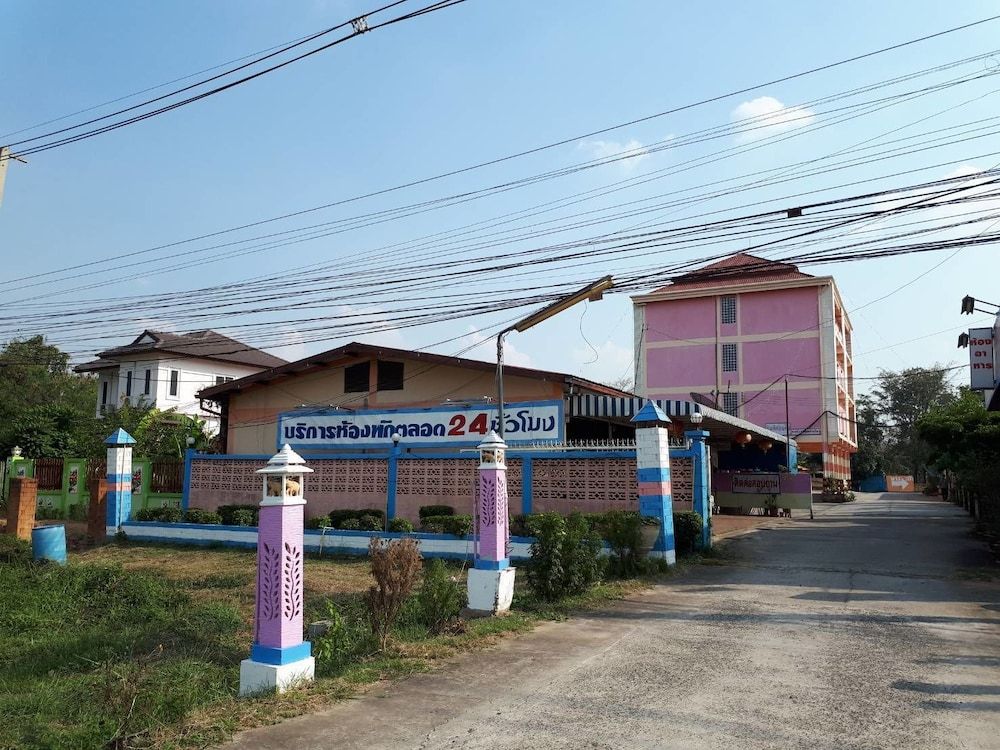 Prakhonchai Resort Hotel — hotel in Prakhon Chai