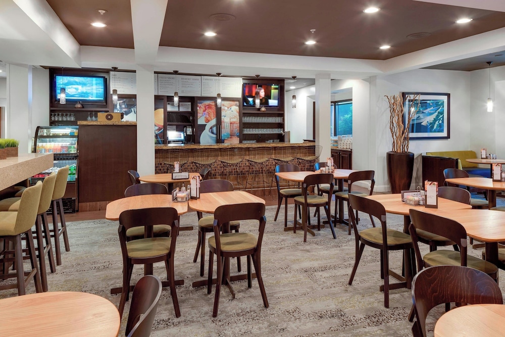 Courtyard by Marriott in Portsmouth - photo 29