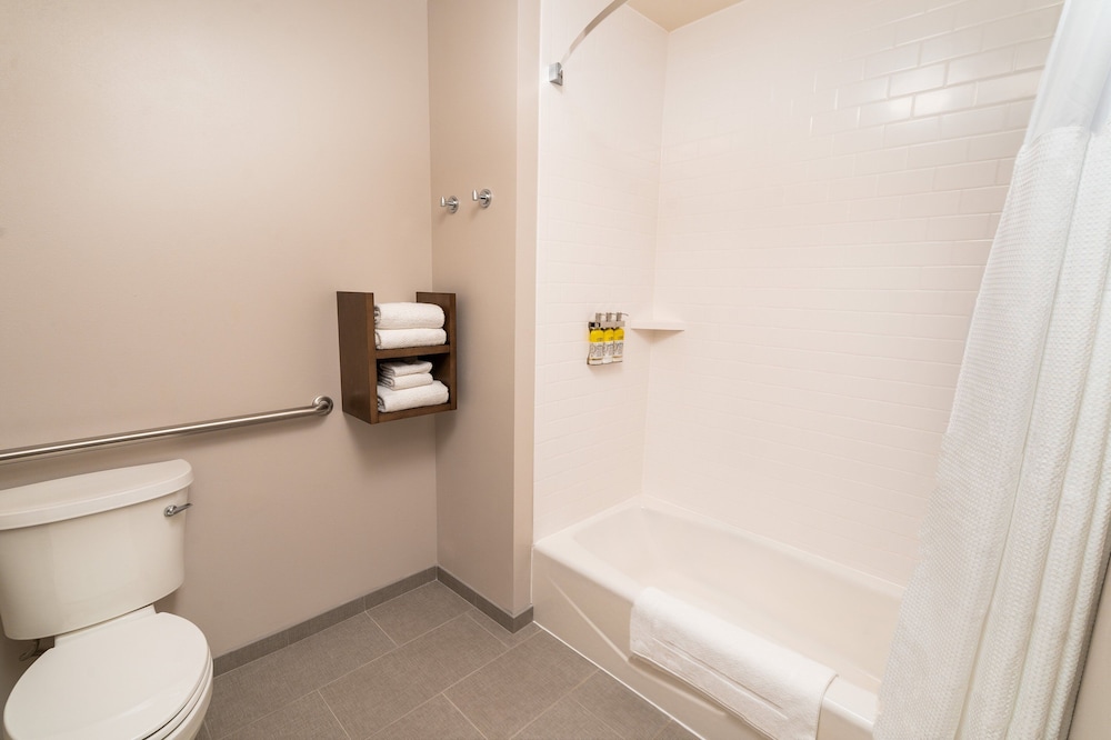 Staybridge Suites Washington DC East Largo by IHG - photo 51