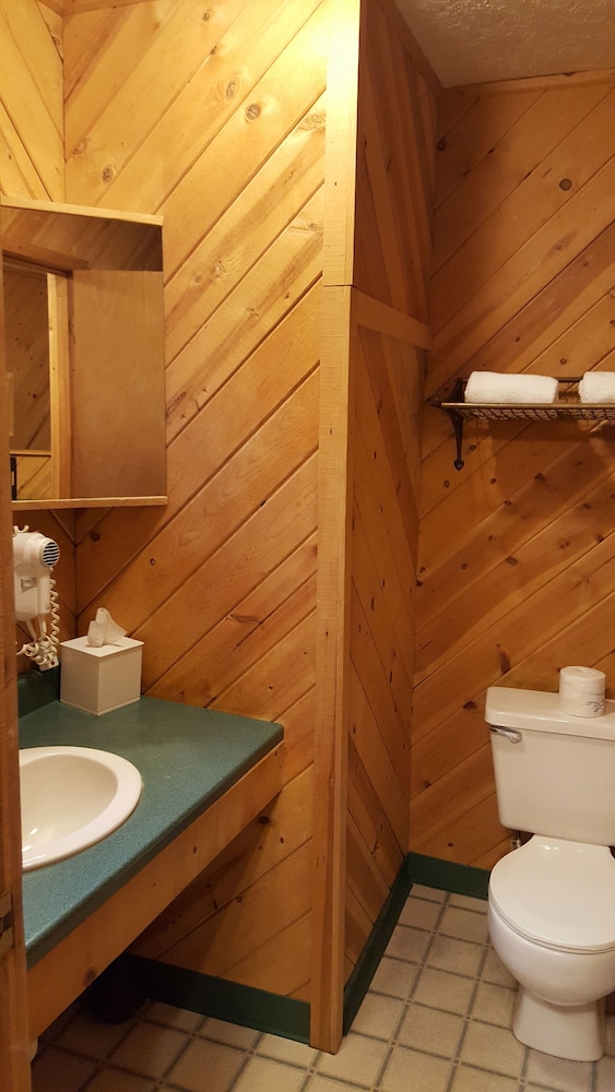 Emerald Forest Cabins - photo 121