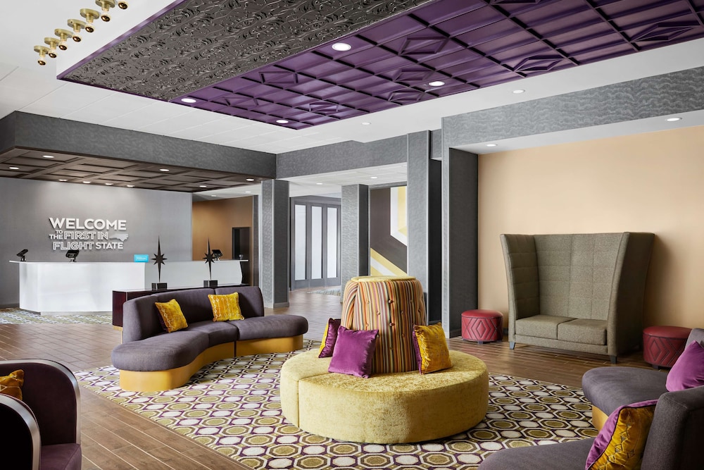 Hampton Inn & Suites Charlotte Steele Creek - photo 3