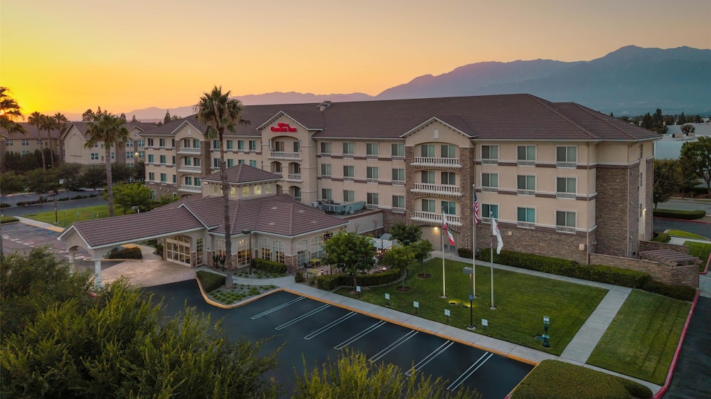 Hilton Garden Inn Ontario Rancho Cucamonga - photo 54