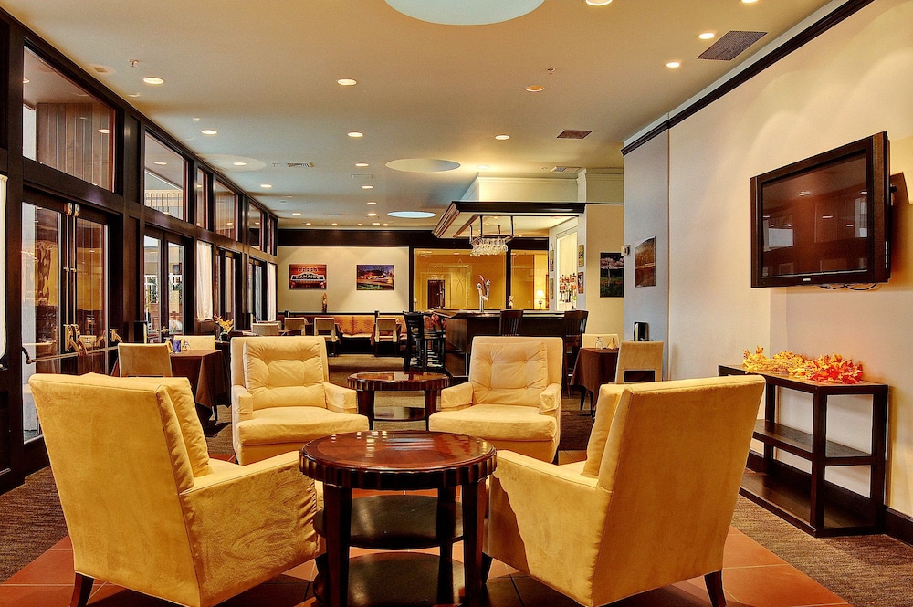 Holiday Inn & Suites Pittsfield Berkshires by IHG - photo 38
