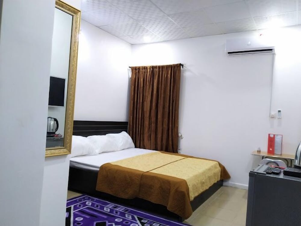 Cosmetro Shortlet Homes — 4-Star Luxury Hotel in Abuja, Nigeria