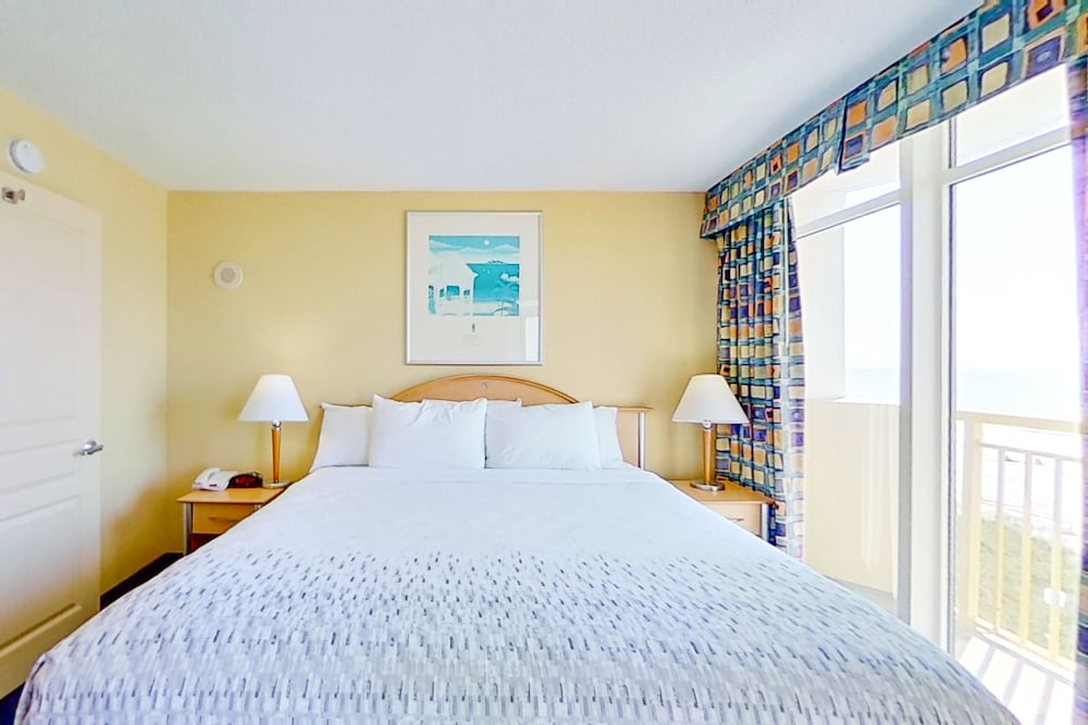 Bay Watch Resort & Conference Center - photo 12