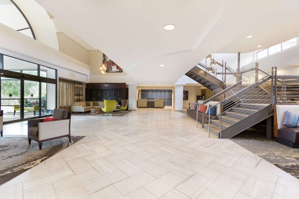 DoubleTree Suites by Hilton Nashville Airport - photo 3