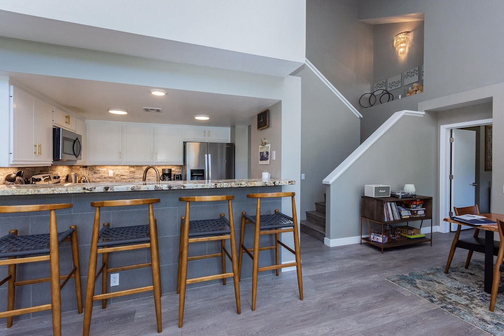Snowcreek 888 Phase V - photo 5