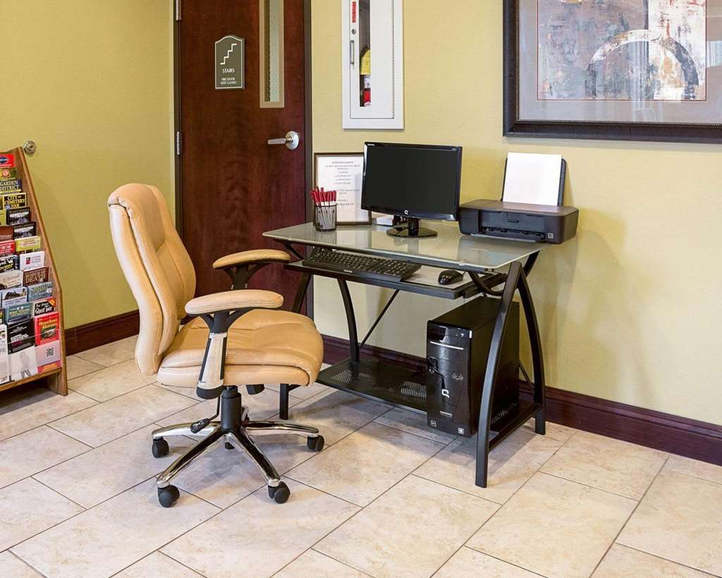 Comfort Suites Harvey New Orleans West - photo 21