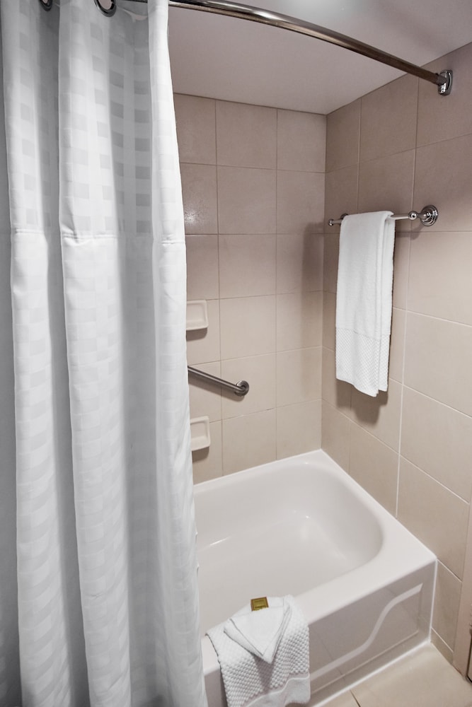 DoubleTree by Hilton Princeton - photo 14