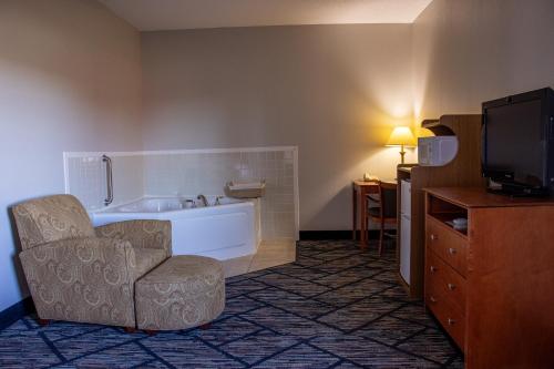 Belva Deer Inn - photo 8