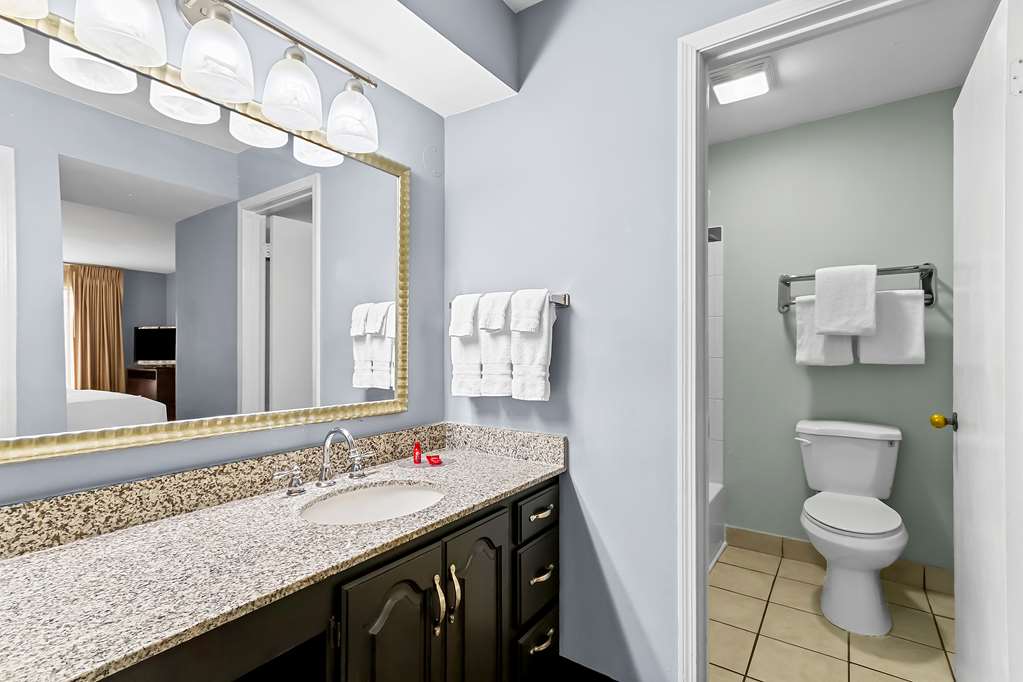 SureStay Studio by Best Western Pensacola - photo 32