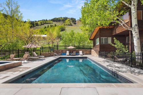Mountain Queen 05 - carbon neutral hotel in Aspen