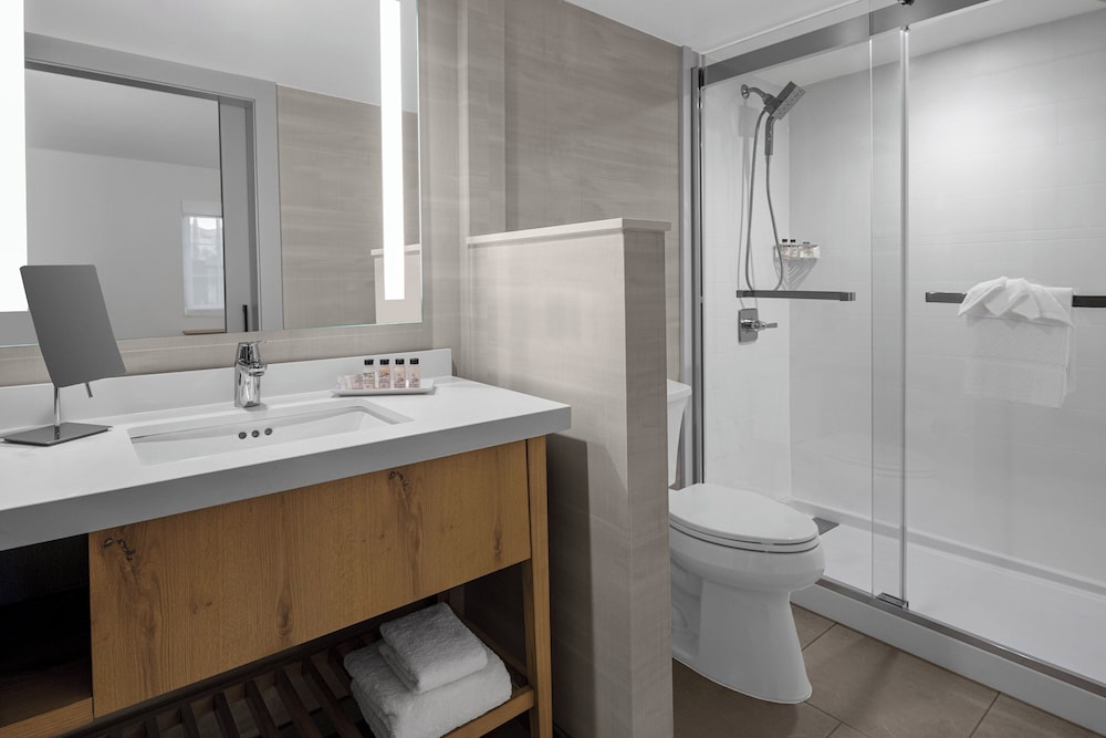 Delta Hotels by Marriott Santa Clara - photo 25
