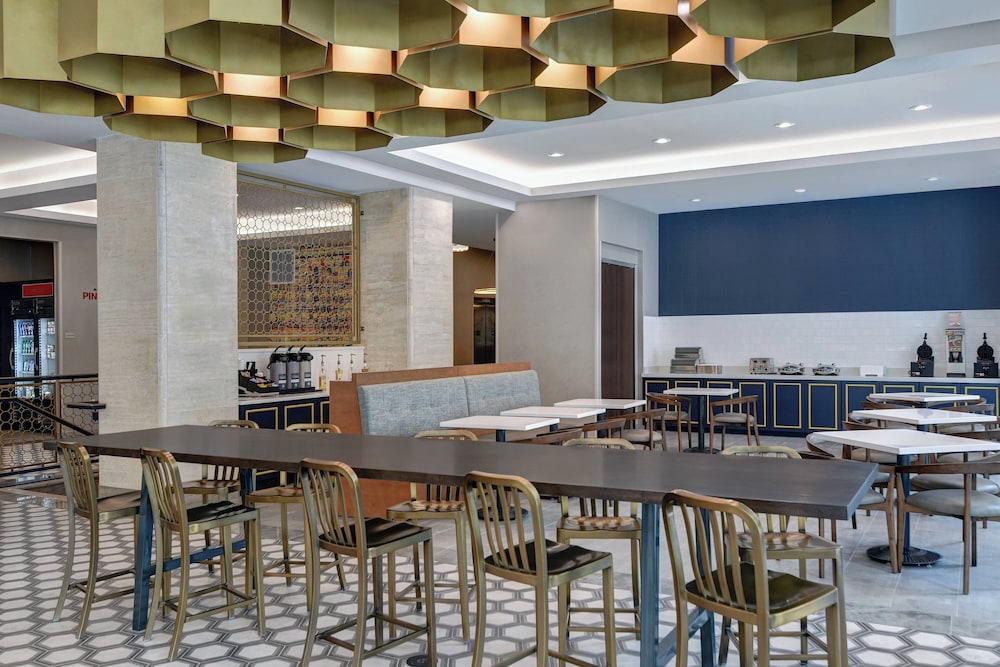 TownePlace Suites by Marriott Cincinnati Downtown - photo 33