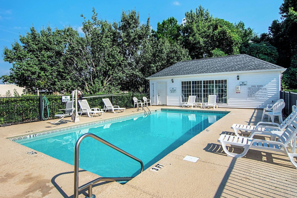 Quality Inn Lagrange East I 85 - photo 16