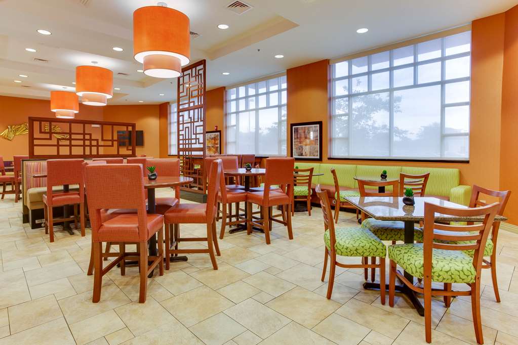 Drury Inn & Suites West Des Moines - photo 7