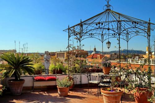 Romeasyoulike Arancio Apartment N 13 — 4-Star Luxury Hotel in Rome, Italy