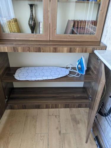 Cozy Apart W AC & free parking in the Town Center
