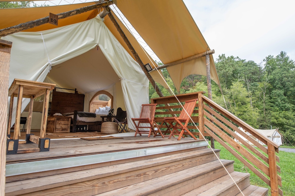 Under Canvas Great Smoky Mountains - photo 14