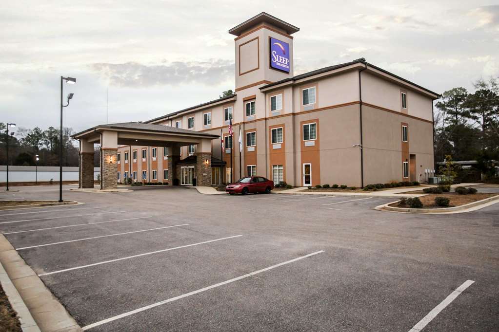 Sleep Inn & Suites Marion Military Institute in Marion, United States