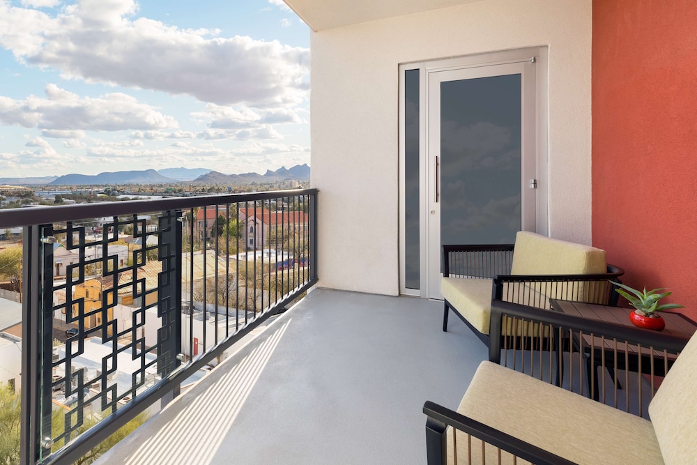 Doubletree By Hilton Tucson Downtown Convention Center - photo 42