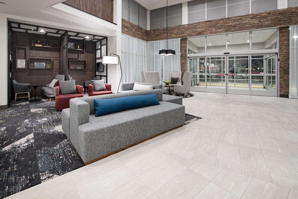 Hyatt Place Bakersfield - photo 13