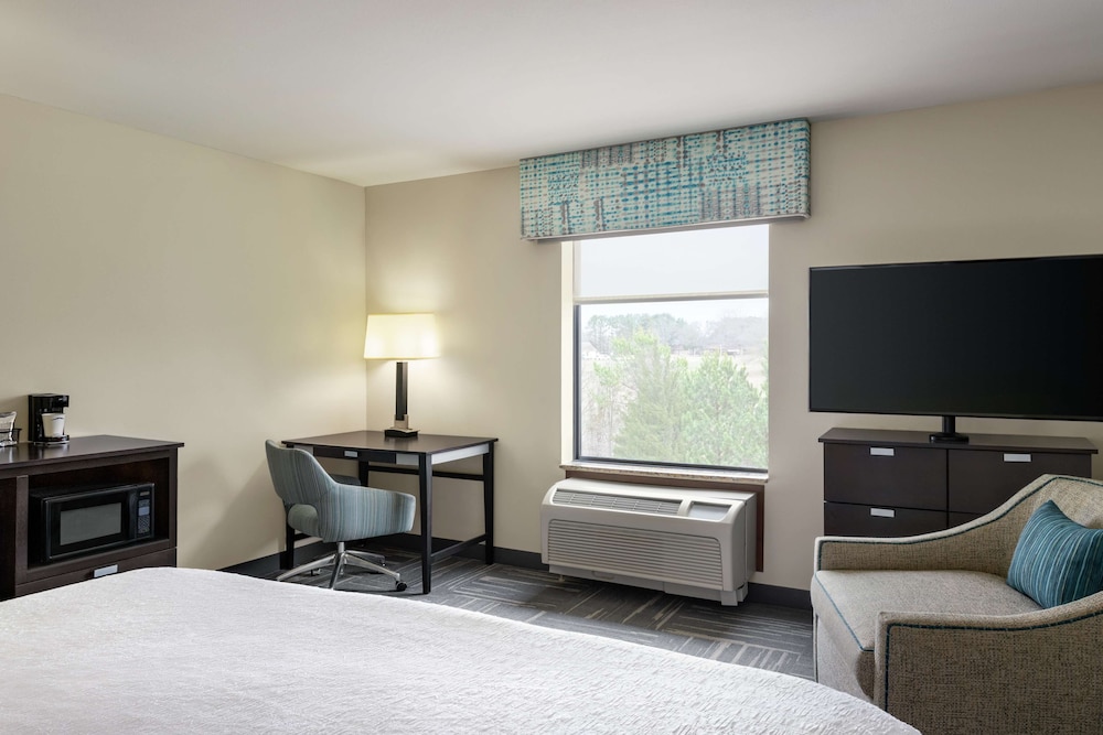 Hampton Inn New Albany - photo 33