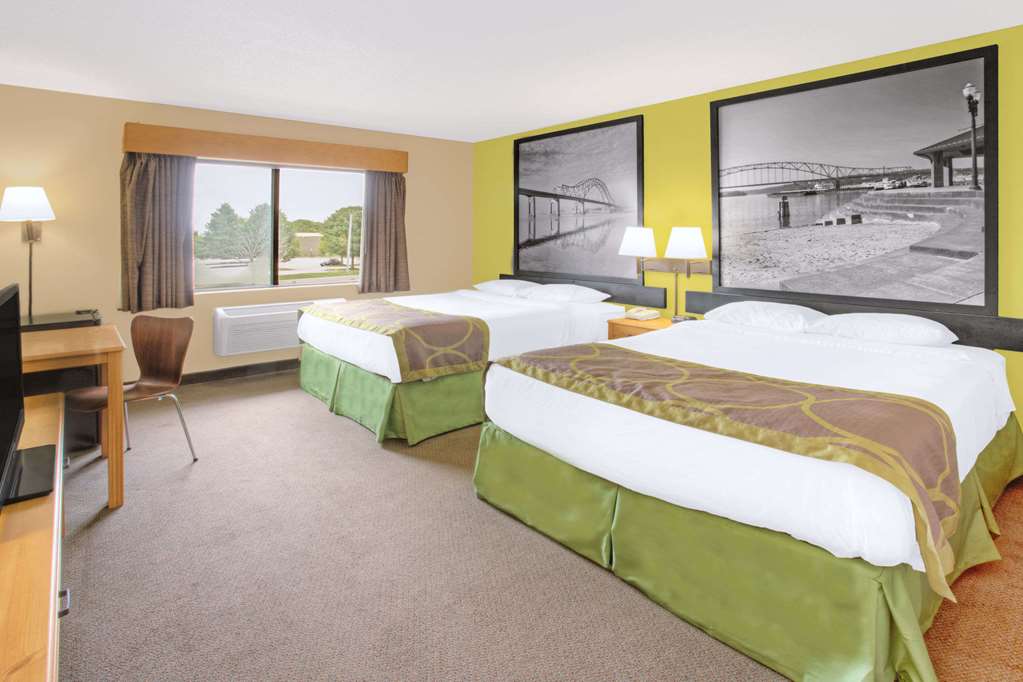 Super 8 By Wyndham Davenport - photo 8