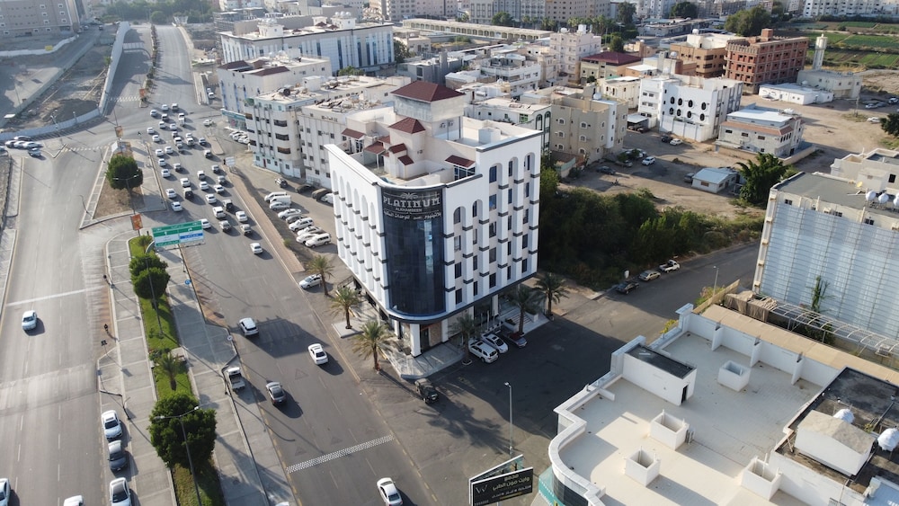 Platinum Al Khamseen Serviced Apartments — 4-Star Luxury Hotel in Ta'if, Saudi Arabia