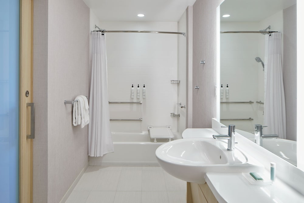 SpringHill Suites by Marriott Jacksonville Beach Oceanfront - photo 38
