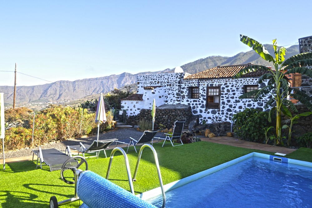 Casa Sombrero De Pico A By Isla Bonita 14905794 — El Paso