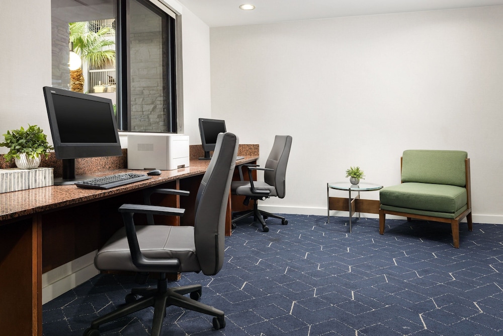 Courtyard By Marriott Las Vegas Stadium Area - photo 29