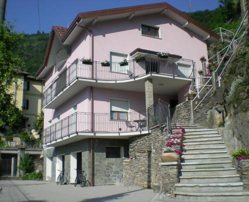 Casa Nora — 4-Star Luxury Hotel in Dervio, Italy