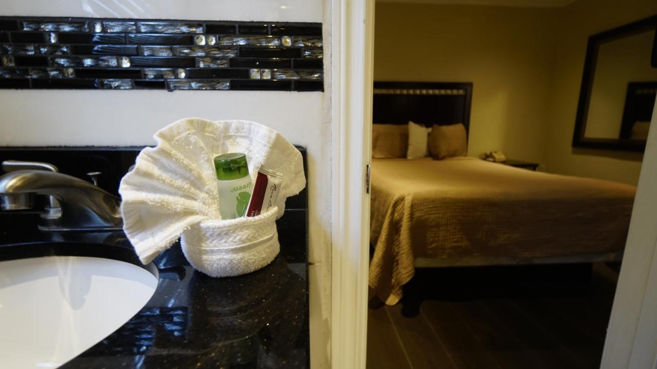 Trylon Hotel Hollywood - photo 9