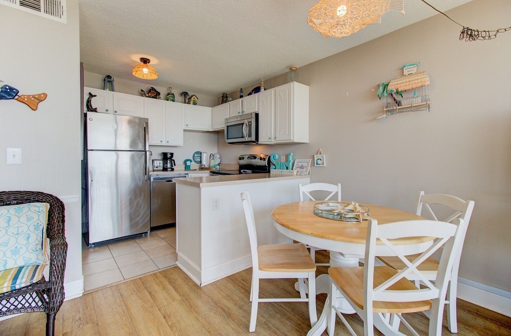 0208 Tiki Tower by Atlantic Towers - photo 21