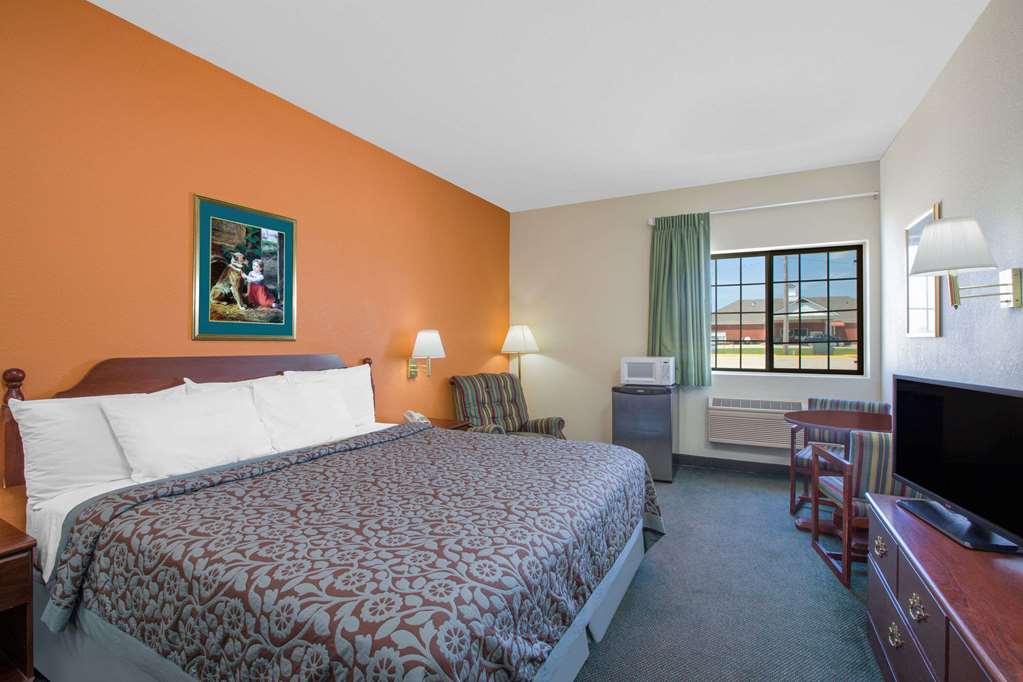 Days Inn by Wyndham Butler - photo 12
