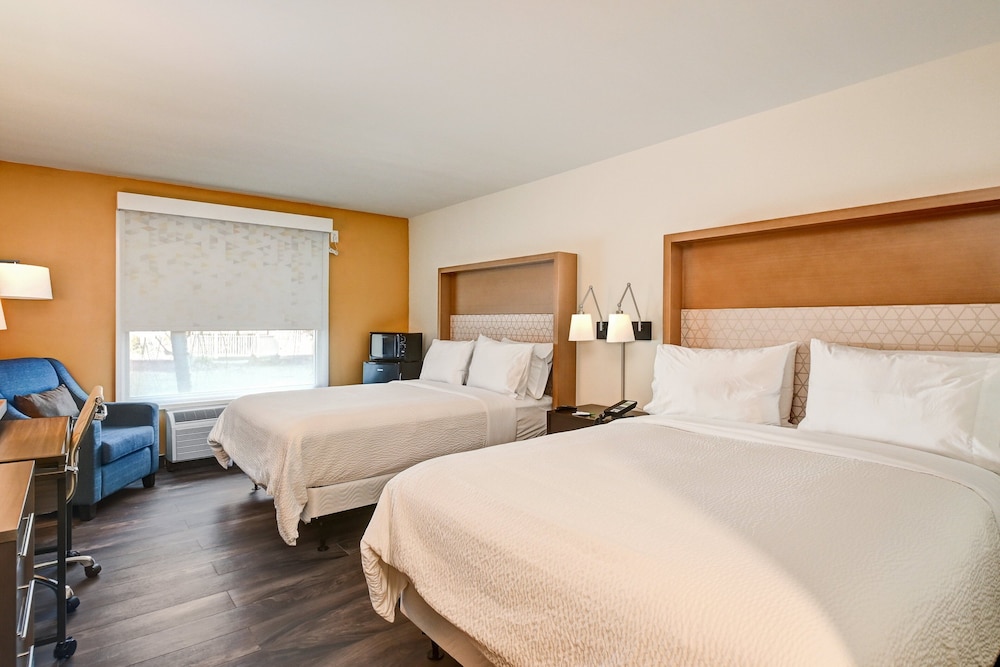 Holiday Inn Piscataway Somerset by IHG - photo 22