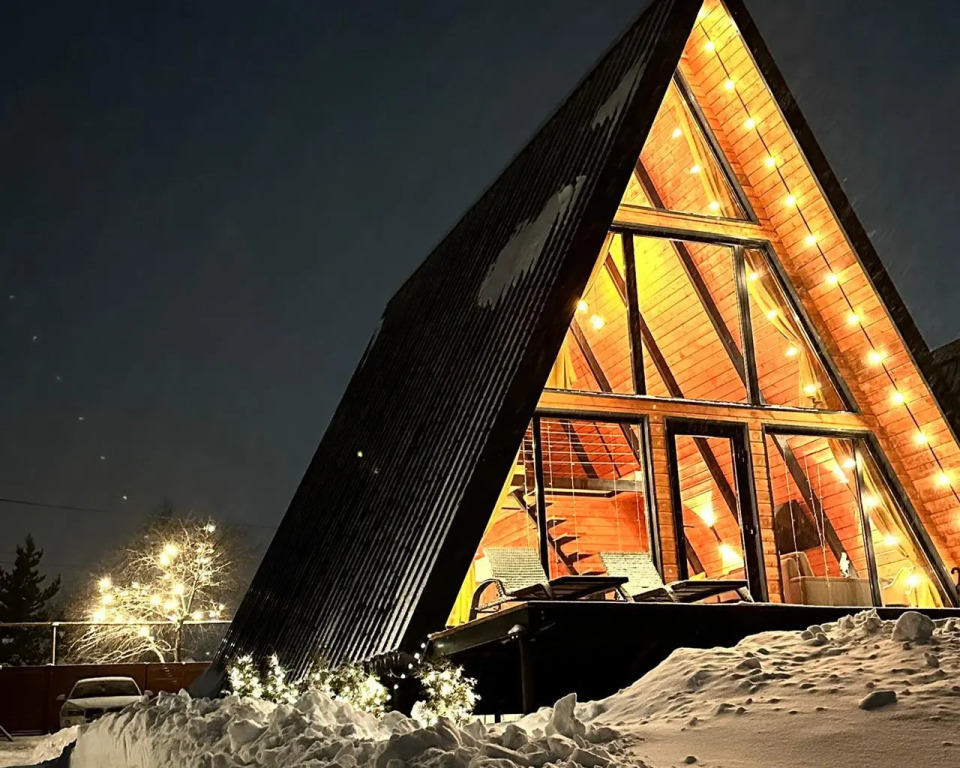 Atmosfera - carbon neutral hotel in Unknown City