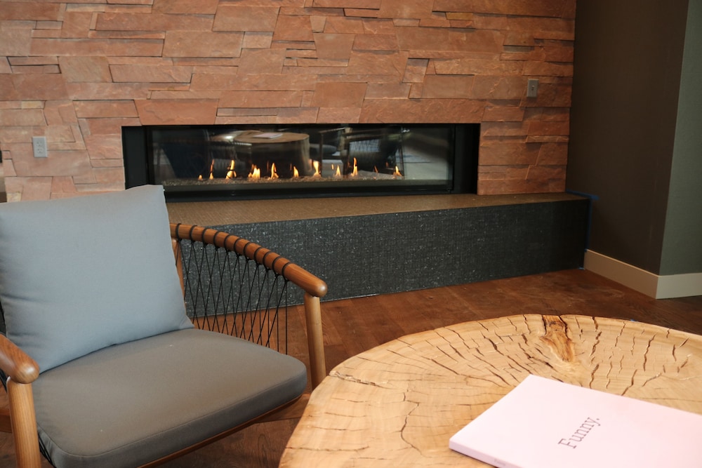 Hotel Maverick - photo 8