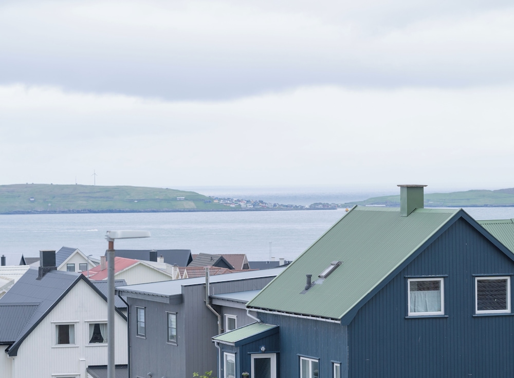 New Stunning Sea View Light 3 Br — 4-Star Luxury Hotel in Torshavn, Faroe Islands