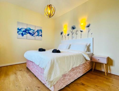 Summer Breeze My Cosy & Warm Holiday Home in Youghal's heart Family Friendly Long Term Price Cuts — 4-Star Luxury Hotel in Youghal, Republic of Ireland