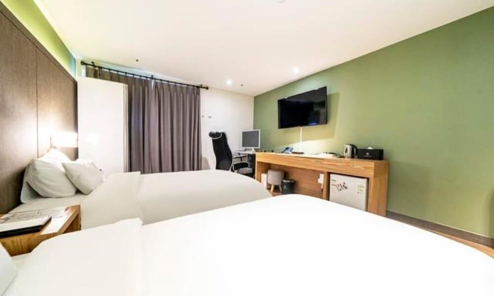 CS Plaza Hotel — Cheonan — photo 5