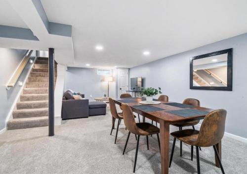 Expertly Designed Lake Erie Escape with Hot Tub pet-friendly hotel Lorain
