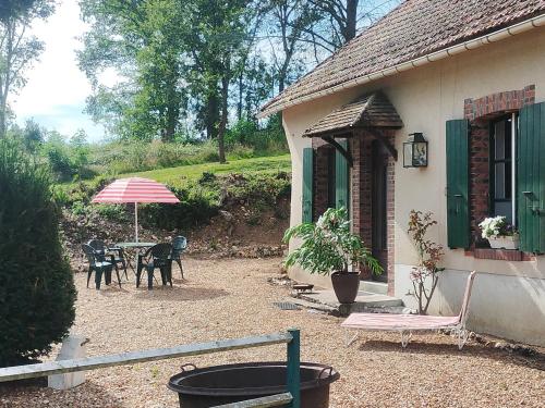 L' Otentic - carbon neutral hotel in Unknown City