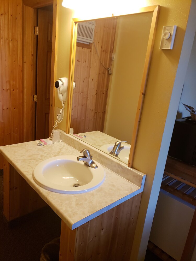 Columbia River Inn - photo 7