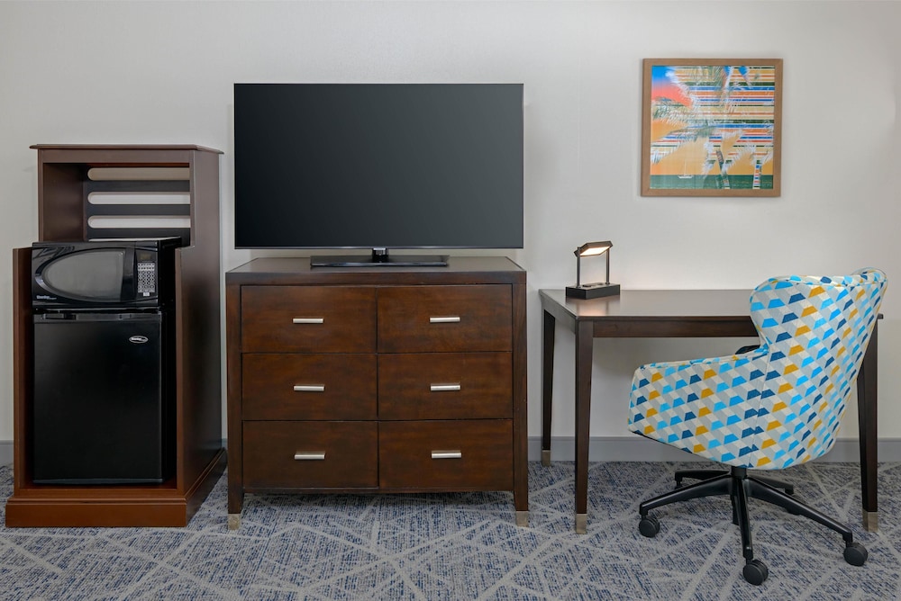 Hampton Inn & Suites Pensacola Gulf Breeze - photo 13